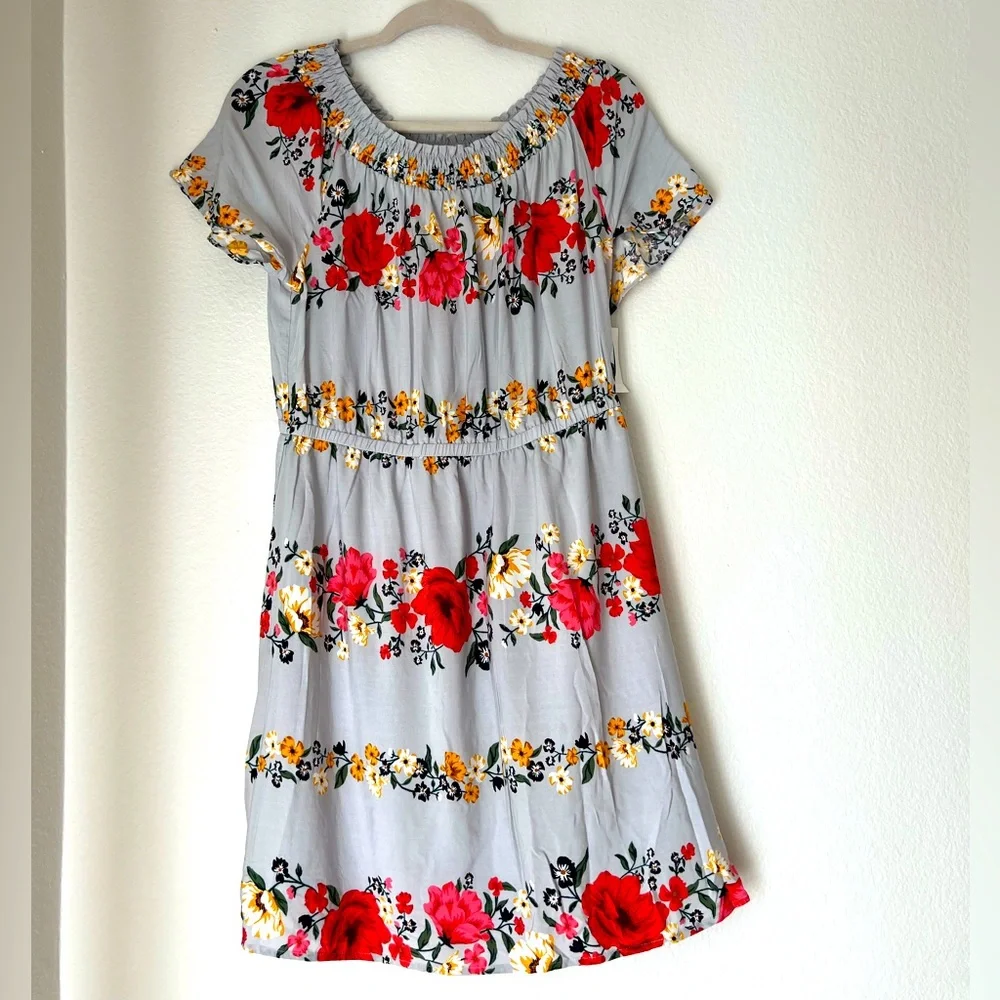 Dress - Picture 1 of 5
